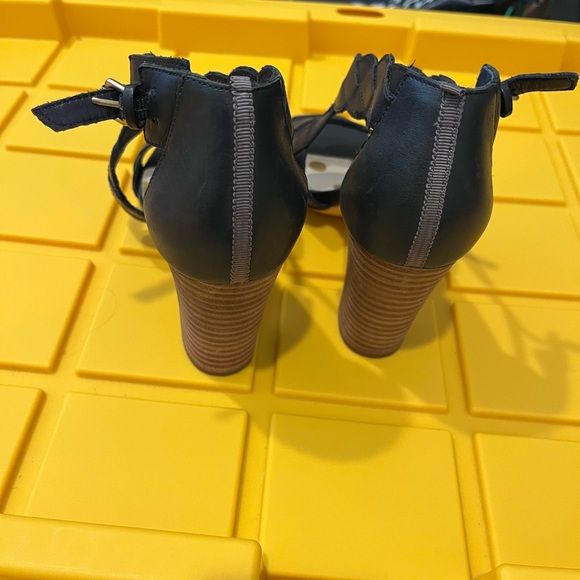 Boden dark navy blue Scalloped Heeled Sandals - Picture 3 of 5